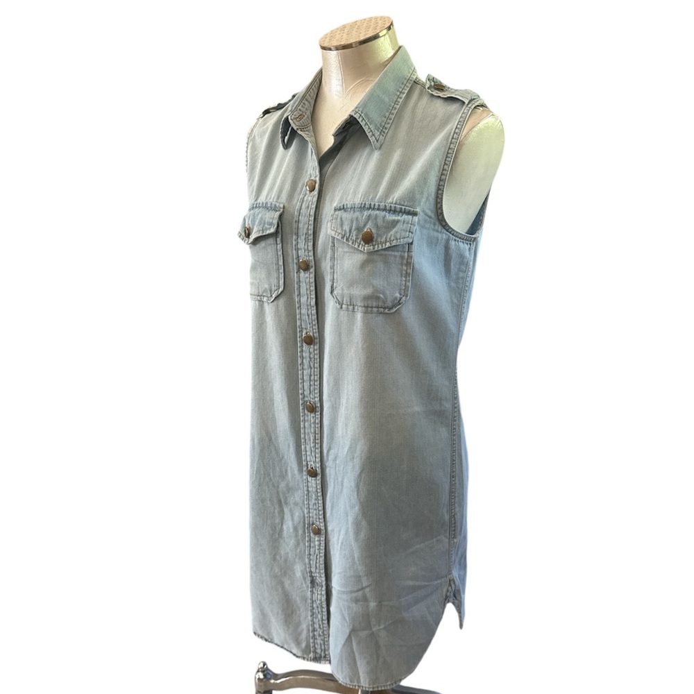 Venus Women’s Blue lightweight 100%cotton Denim Sleeveless Shirt Dress/vest M